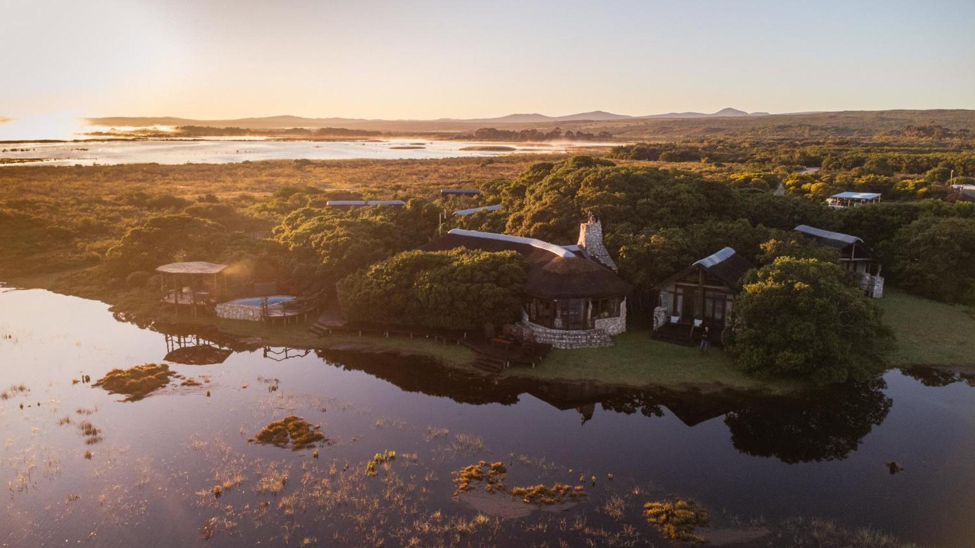 Mosaic Lagoon Lodge Stanford Exteriér fotografie
