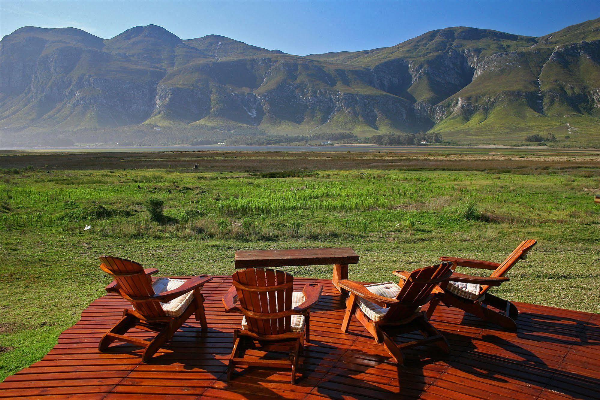 Mosaic Lagoon Lodge Stanford Exteriér fotografie